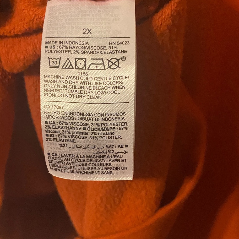 Old Navy Cowl Neck Long Sleeve Sweater in Rust Orange Crop Length Size 2XL - Picture 4 of 7